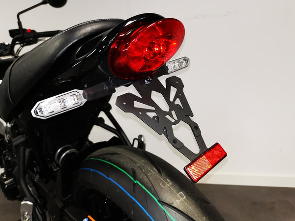 V PARTS Kennzeichenhalter C8-SPK026 