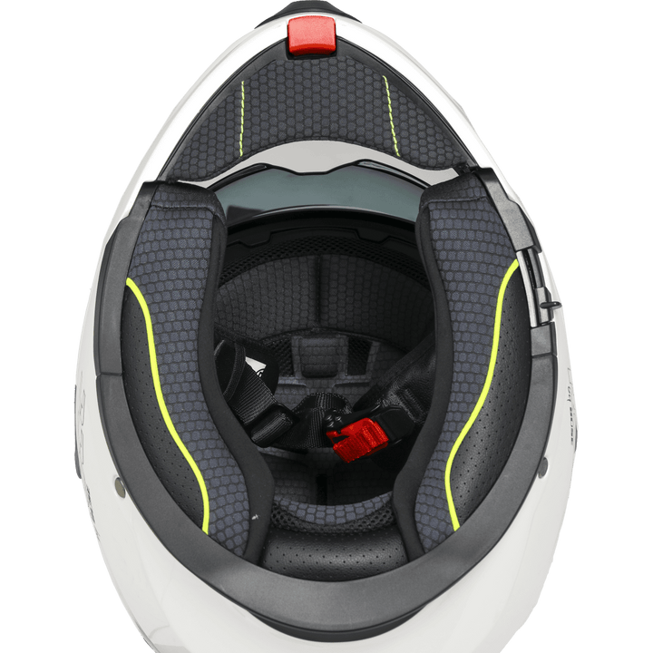 Interiör av Rocc 810 mc-hjälm med andningsaktivt foder och ergonomisk design för optimal komfort under långa körningar.